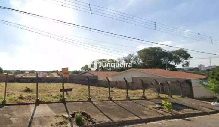 Terreno à venda, no bairro Nova Piracicaba em Piracicaba - SP