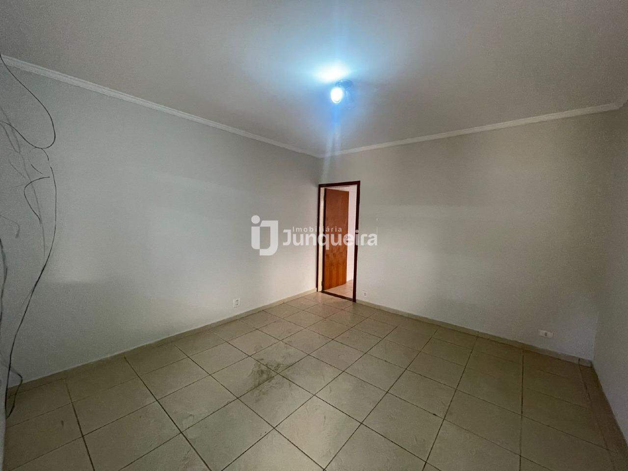 Casa à venda, 2 quartos, 1 vaga, no bairro Jardim Belvedere em Piracicaba - SP