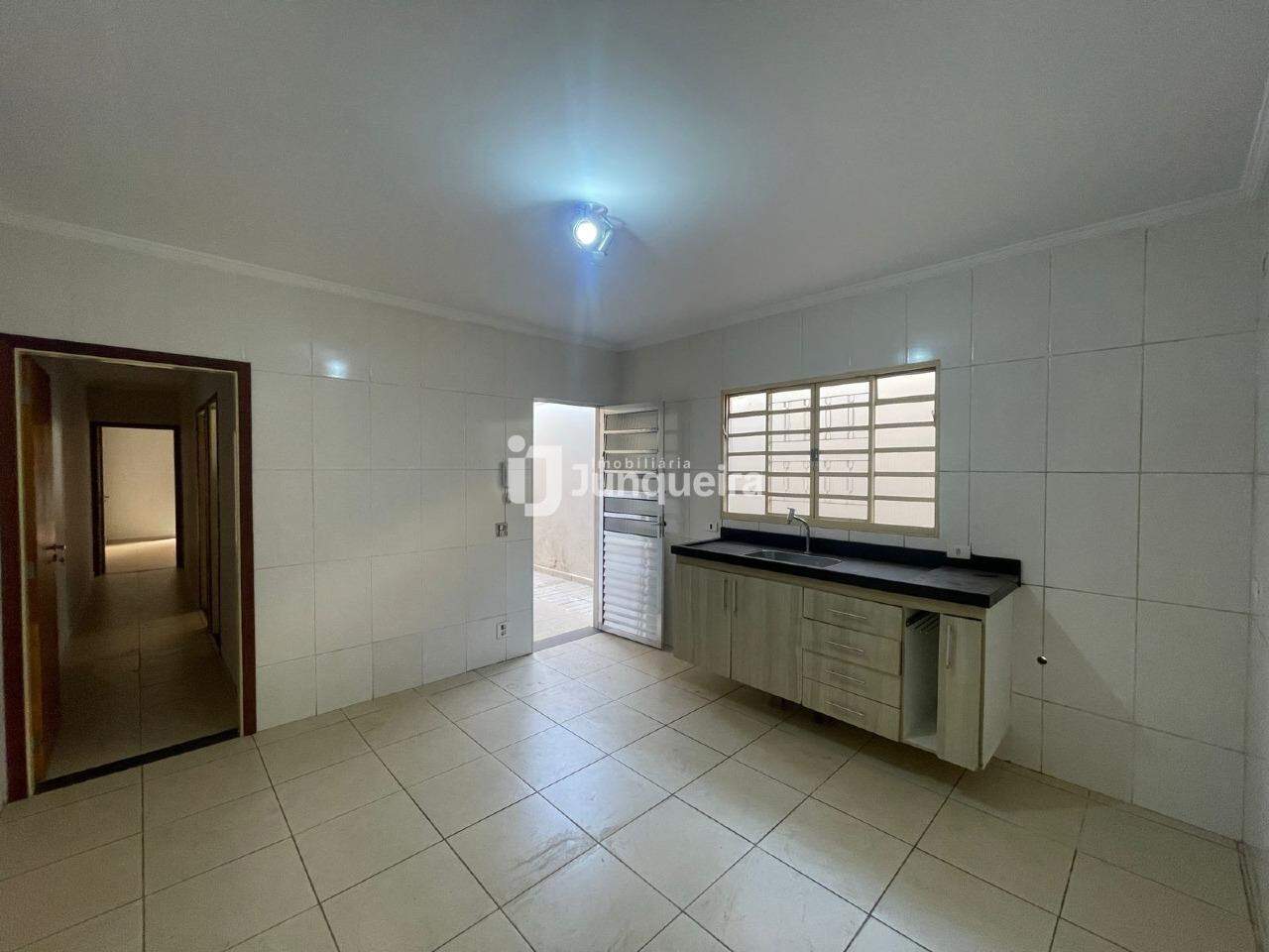 Casa à venda, 2 quartos, 1 vaga, no bairro Jardim Belvedere em Piracicaba - SP