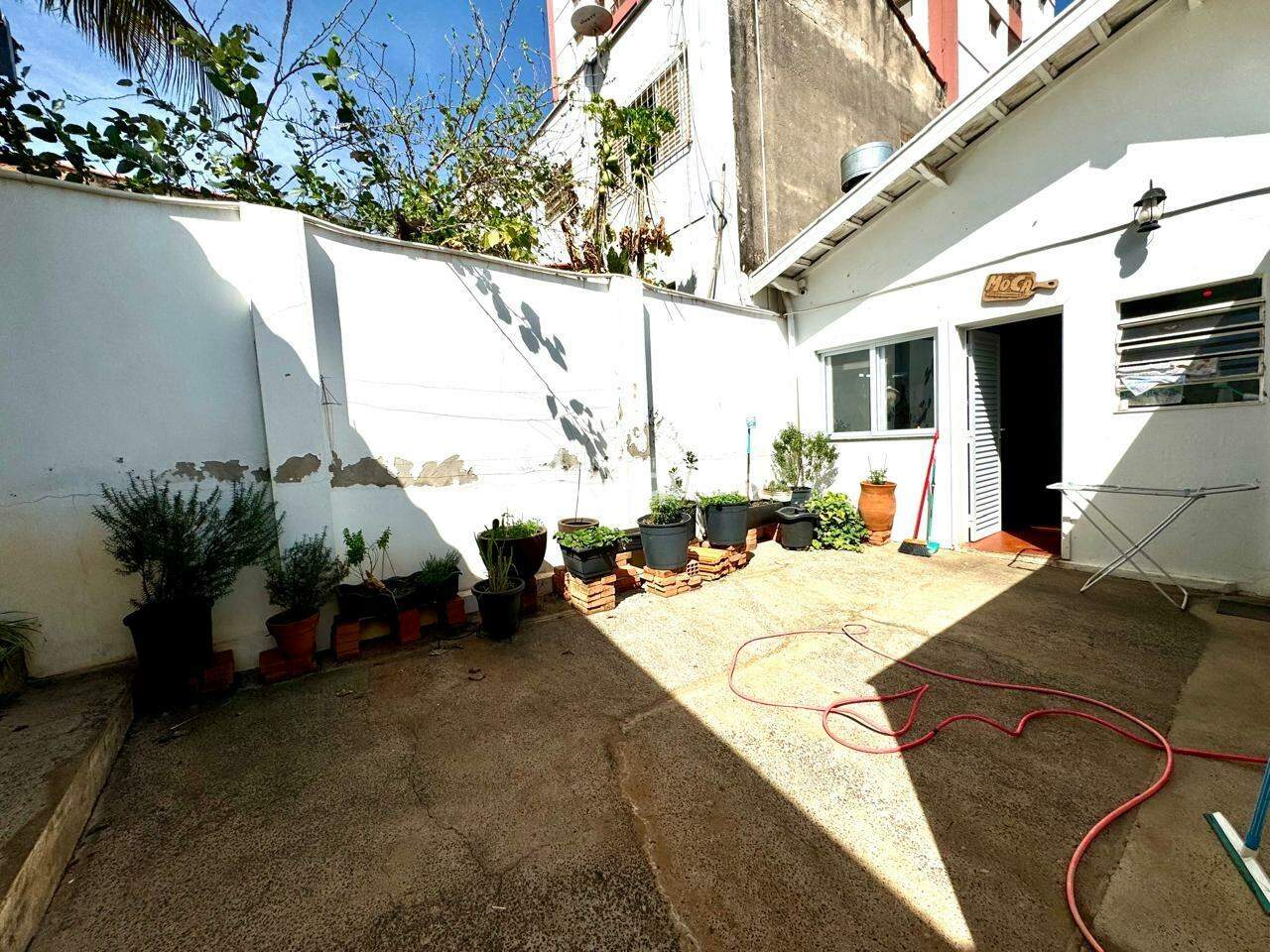 Casa à venda, 2 quartos, sendo 1 suíte, 2 vagas, no bairro Vila Independência em Piracicaba - SP