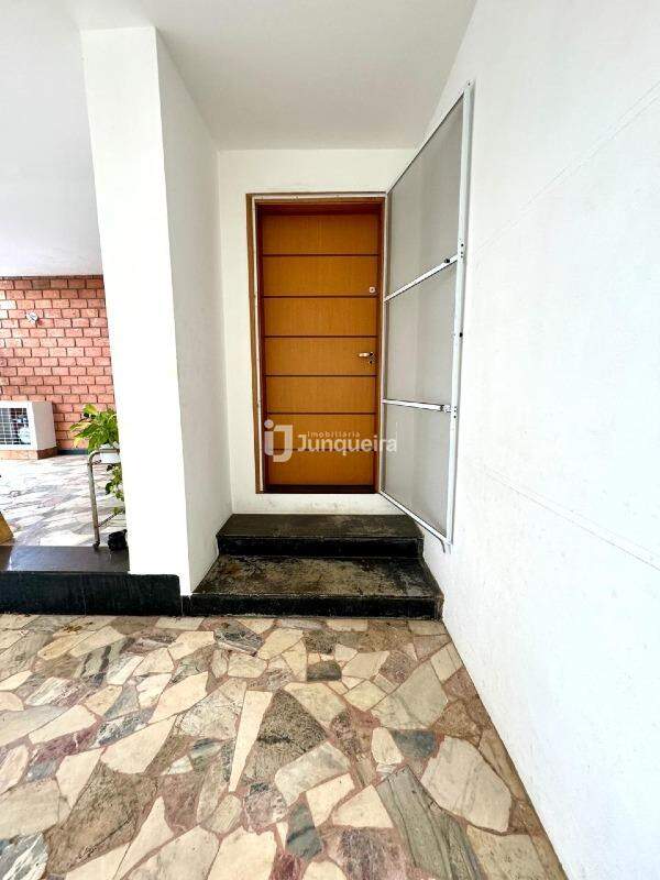 Casa à venda, 2 quartos, sendo 1 suíte, 2 vagas, no bairro Vila Independência em Piracicaba - SP