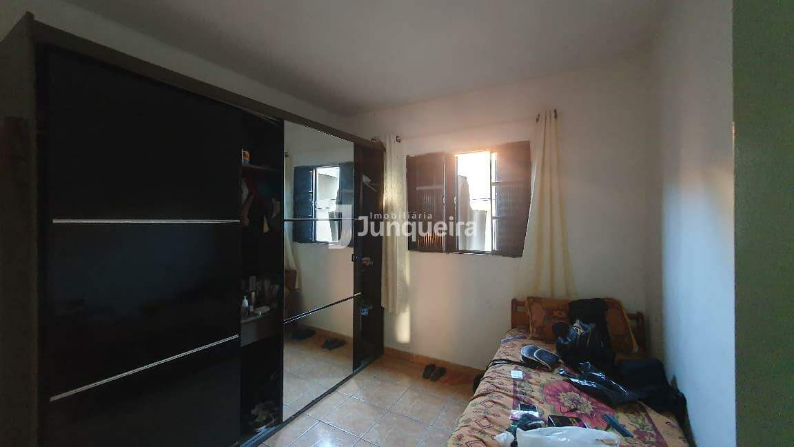 Casa à venda, 2 quartos, 2 vagas, no bairro Conjunto Residencial José Angelo Montagnani em Rio das Pedras - SP