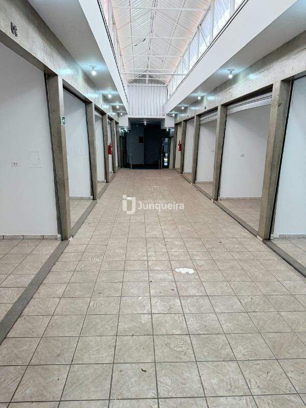 Prédio Comercial para alugar, no bairro Centro em Piracicaba - SP