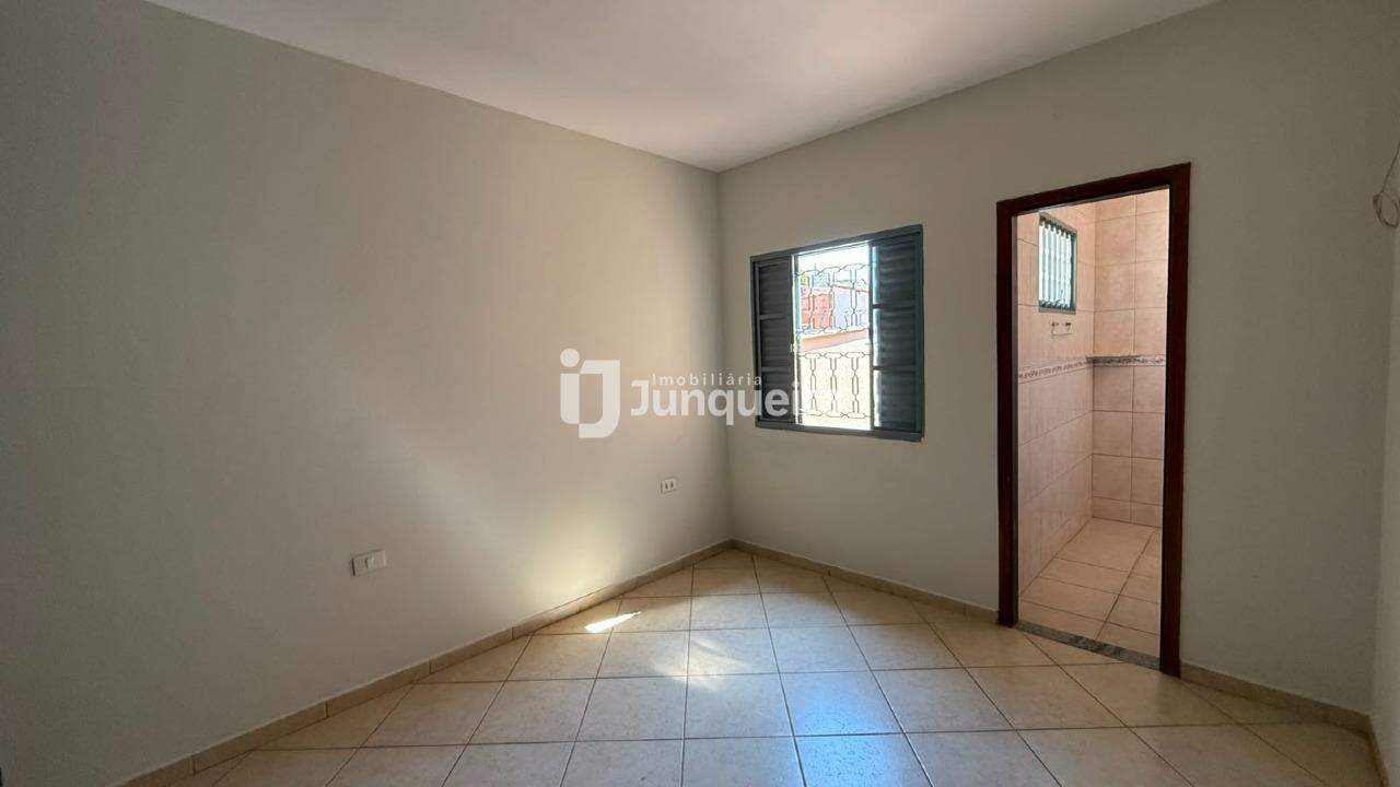 Casa à venda, 3 quartos, sendo 1 suíte, 2 vagas, no bairro Novo Horizonte em Piracicaba - SP