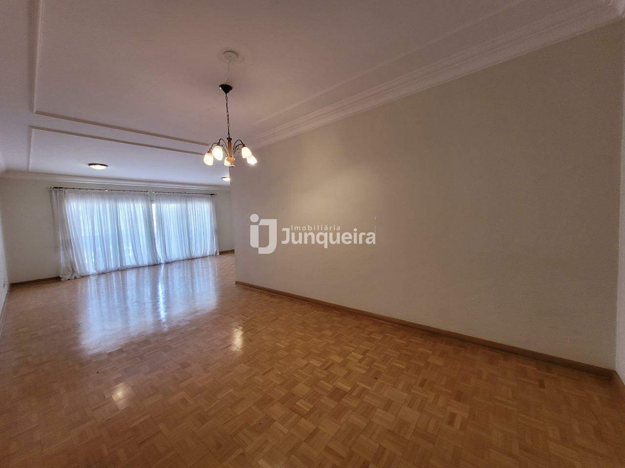 Apartamento para alugar no Edifício Jorge César Vargas, 3 quartos, sendo 1 suíte, 1 vaga, no bairro Centro em Piracicaba - SP