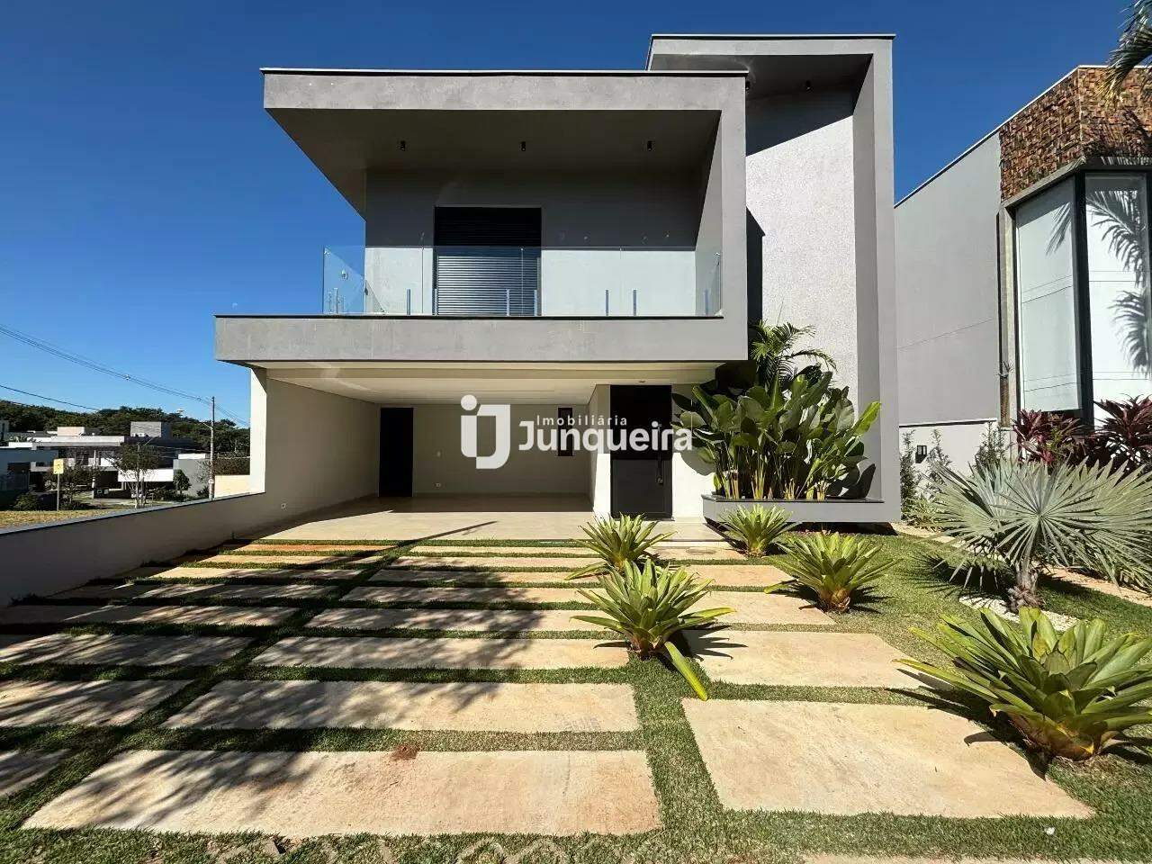 Casa em Condomínio para alugar no Villa D'Aquila, 3 quartos, sendo 3 suítes, 4 vagas, no bairro Villa D'áquila em Piracicaba - SP