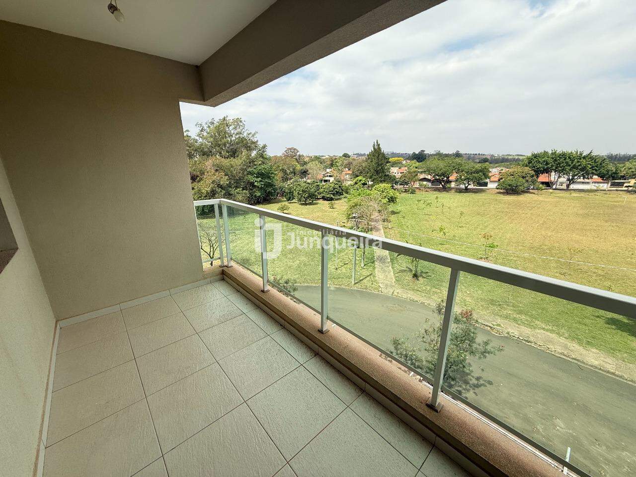 Apartamento para alugar no  Praça  Astúrias, 2 quartos, 1 vaga, no bairro Jardim Astúrias I em Piracicaba - SP