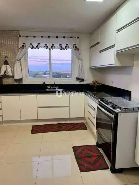Apartamento à venda, 3 quartos, 2 vagas, no bairro Centro em Rio das Pedras - SP