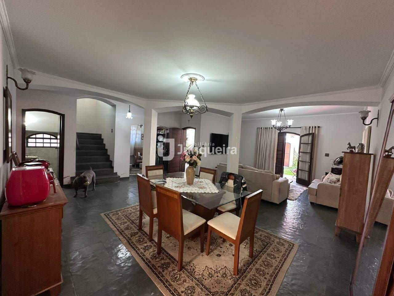 Casa à venda, 4 quartos, sendo 1 suíte, 4 vagas, no bairro São Dimas em Piracicaba - SP