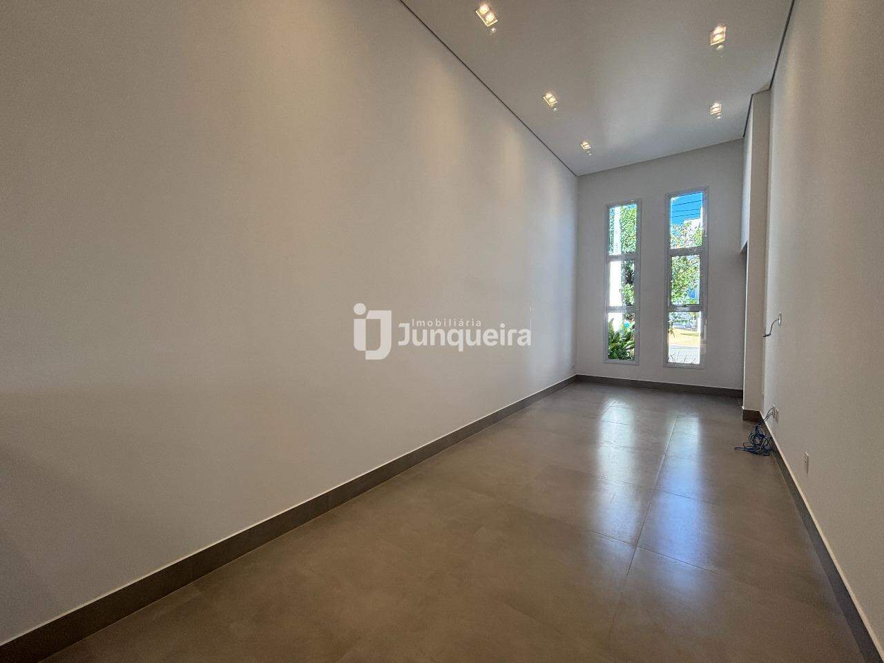 Casa em Condomínio à venda no Mônaco, 3 quartos, sendo 1 suíte, 2 vagas, no bairro Água Branca em Piracicaba - SP