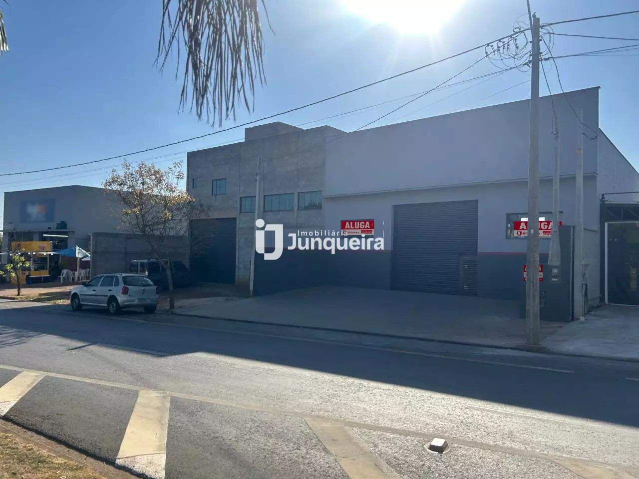 Galpão para alugar, no bairro Campestre em Piracicaba - SP