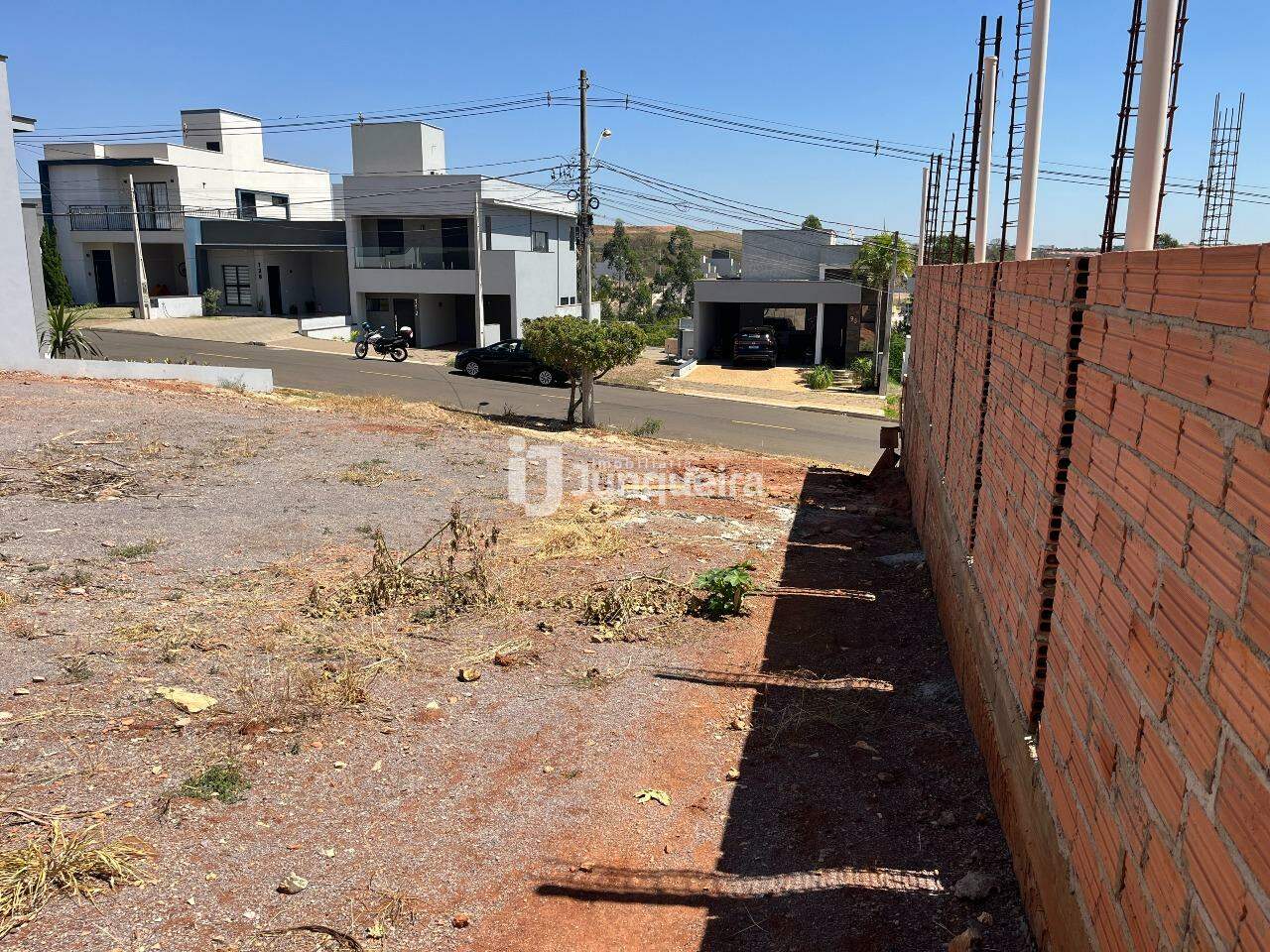 Terreno em Condomínio à venda no Reserva das Paineiras, no bairro Reserva das Paineiras em Piracicaba - SP