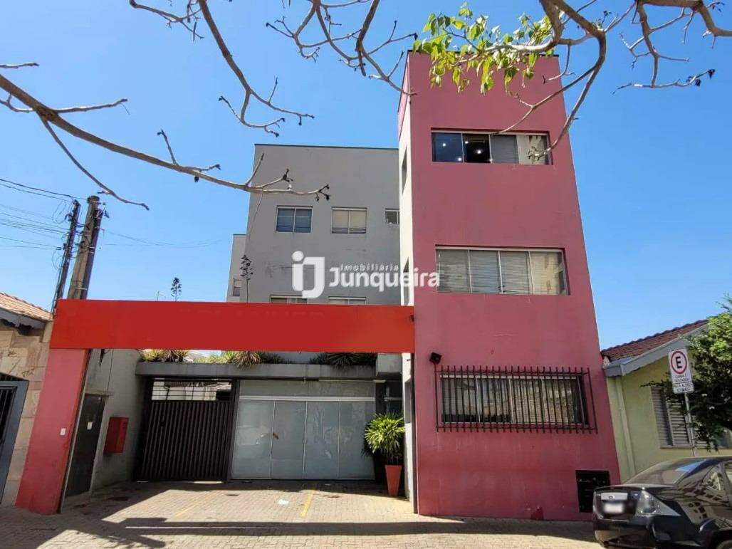 Prédio Comercial para alugar, 2 vagas, no bairro Paulista em Piracicaba - SP