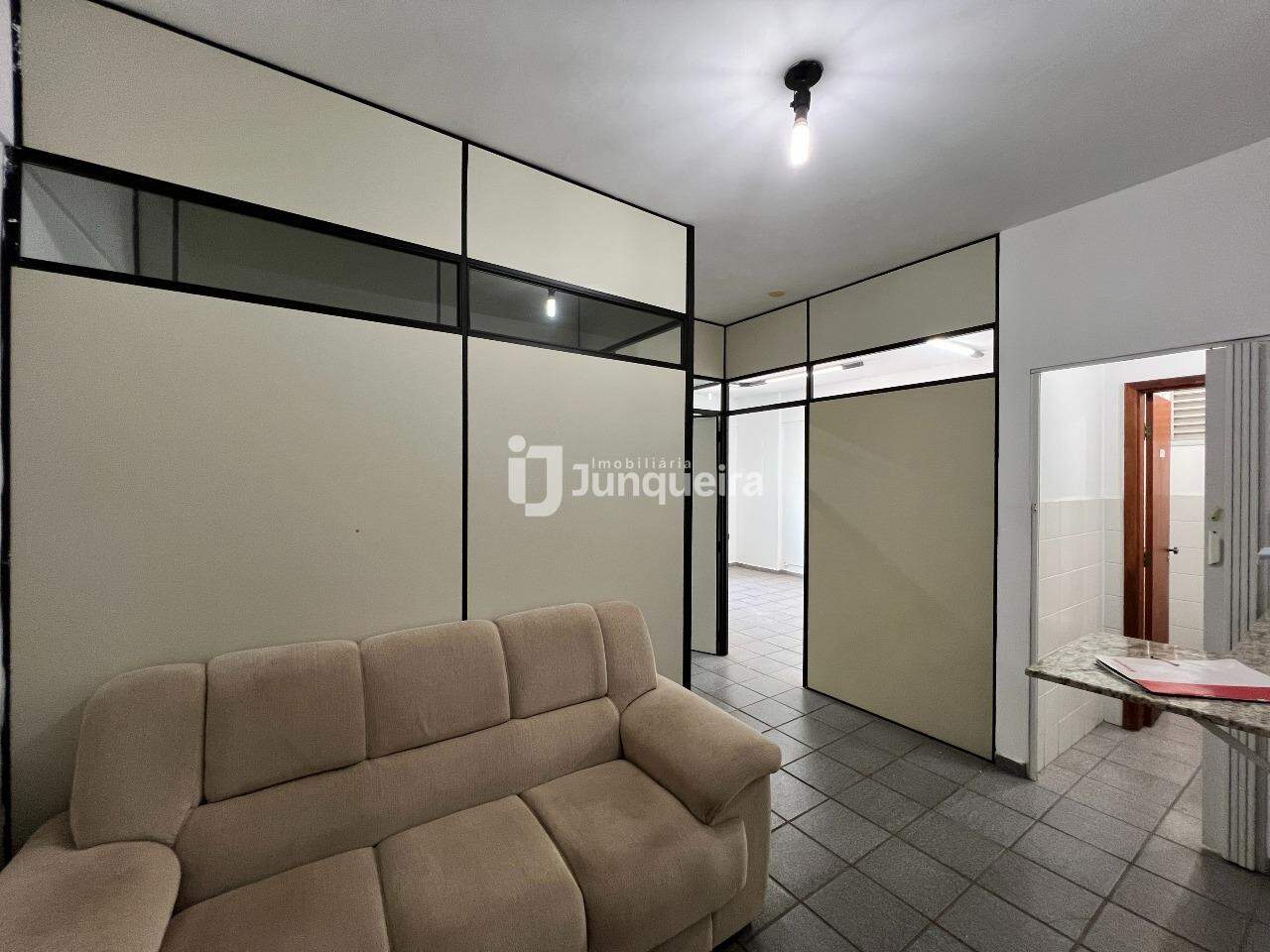 Sala Comercial à venda, 1 vaga, no bairro São Judas em Piracicaba - SP