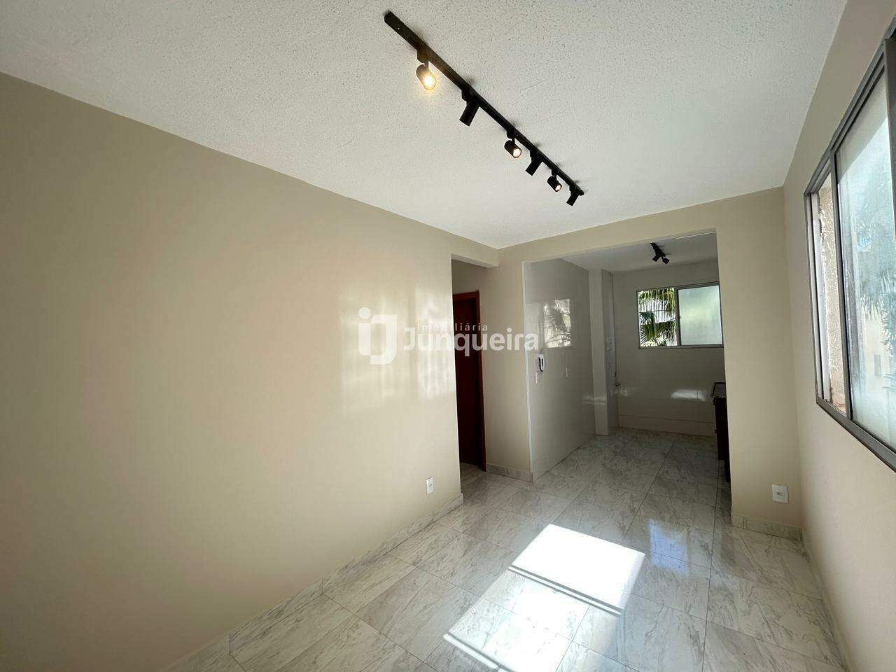 Apartamento à venda no Piazza Bellini, 2 quartos, sendo 1 suíte, 1 vaga, no bairro Pompéia em Piracicaba - SP