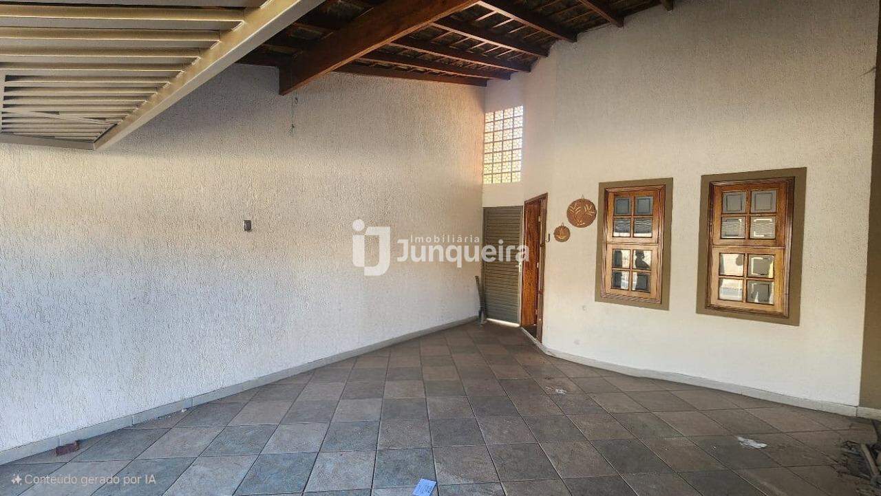 Casa à venda, 2 quartos, sendo 1 suíte, 2 vagas, no bairro Água Branca em Piracicaba - SP