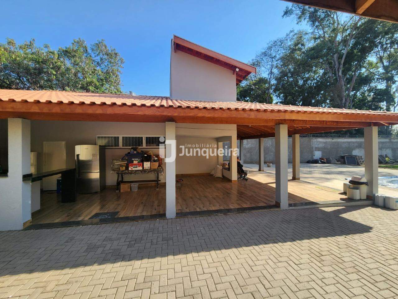 Chácara à venda, 2 quartos, sendo 1 suíte, 8 vagas, no bairro Ondas em Piracicaba - SP