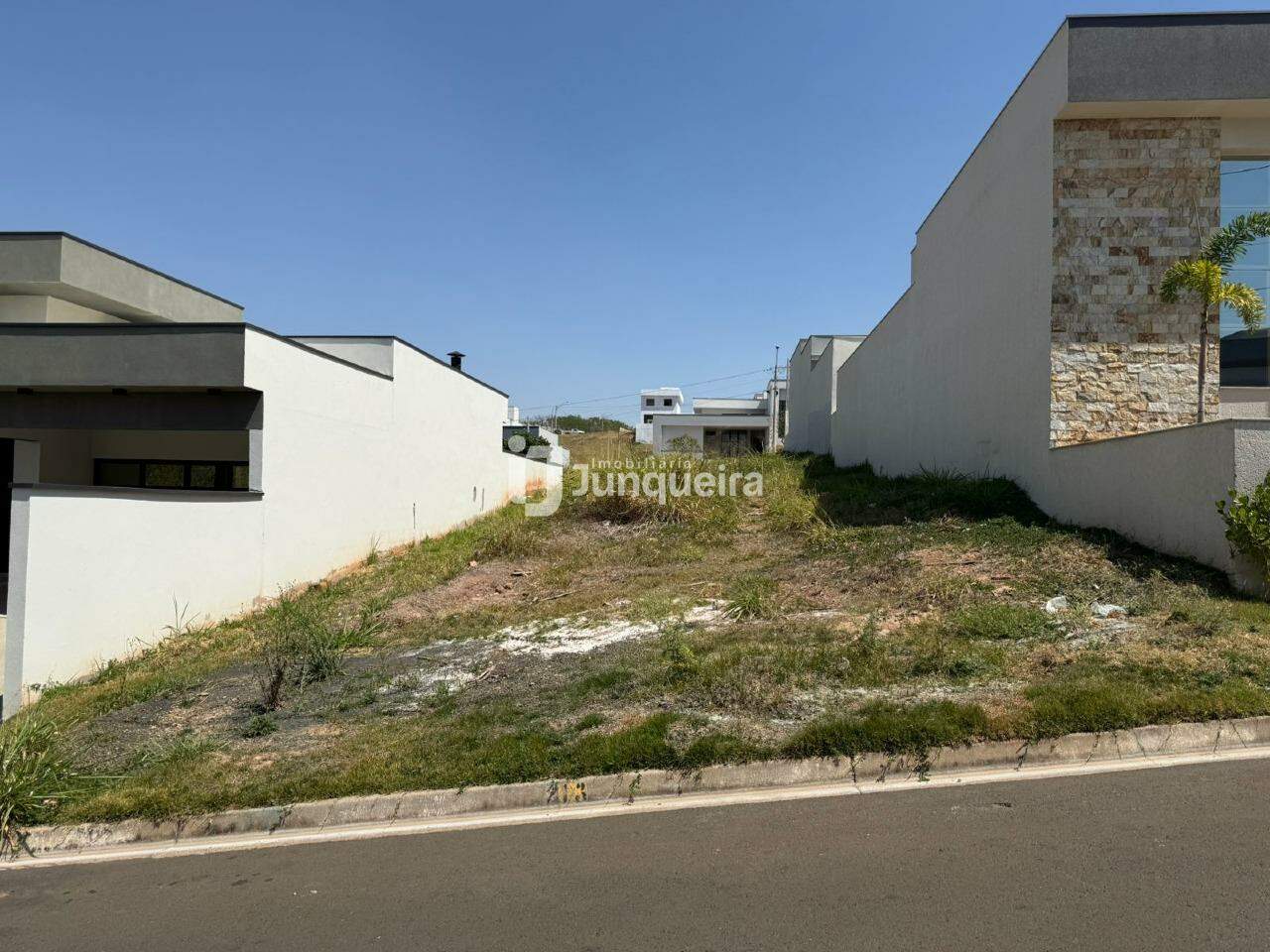 Terreno em Condomínio à venda no Soleil , no bairro Soleil em Piracicaba - SP