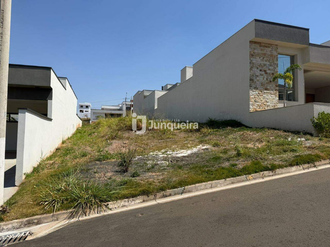 Terreno em Condomínio à venda no Soleil , no bairro Soleil em Piracicaba - SP