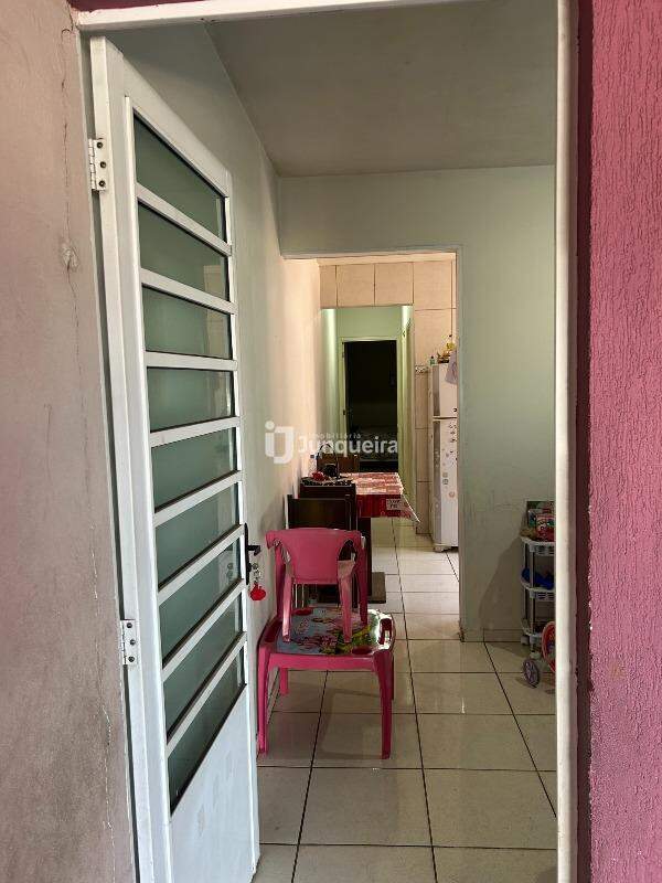 Casa à venda, 2 quartos, 2 vagas, no bairro Água Branca em Piracicaba - SP