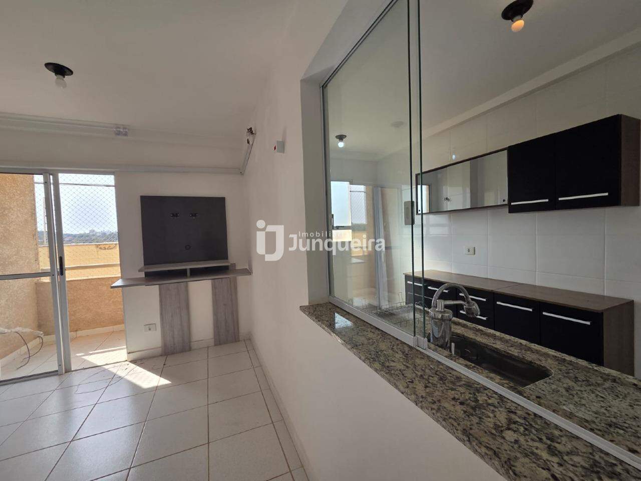 Apartamento à venda no Residencial Las Rocas, 2 quartos, 1 vaga, no bairro Pompéia em Piracicaba - SP