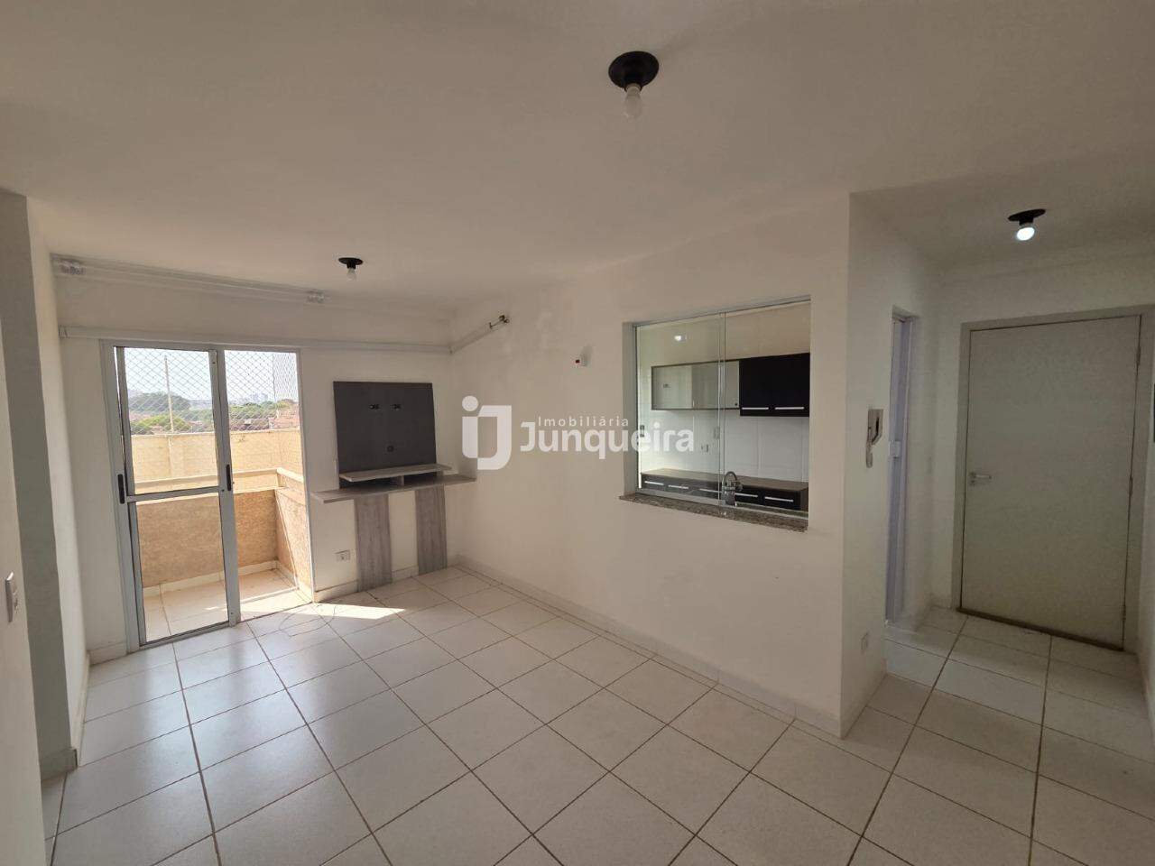 Apartamento à venda no Residencial Las Rocas, 2 quartos, 1 vaga, no bairro Pompéia em Piracicaba - SP