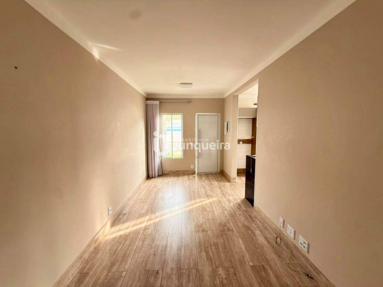 Casa em Condomínio à venda no Reserva Taquaral II, 3 quartos, sendo 1 suíte, 2 vagas, no bairro Reserva Taquaral II em Piracicaba - SP