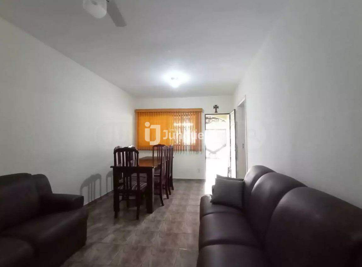 Casa à venda, 3 quartos, 2 vagas, no bairro Parque Primeiro de Maio em Piracicaba - SP