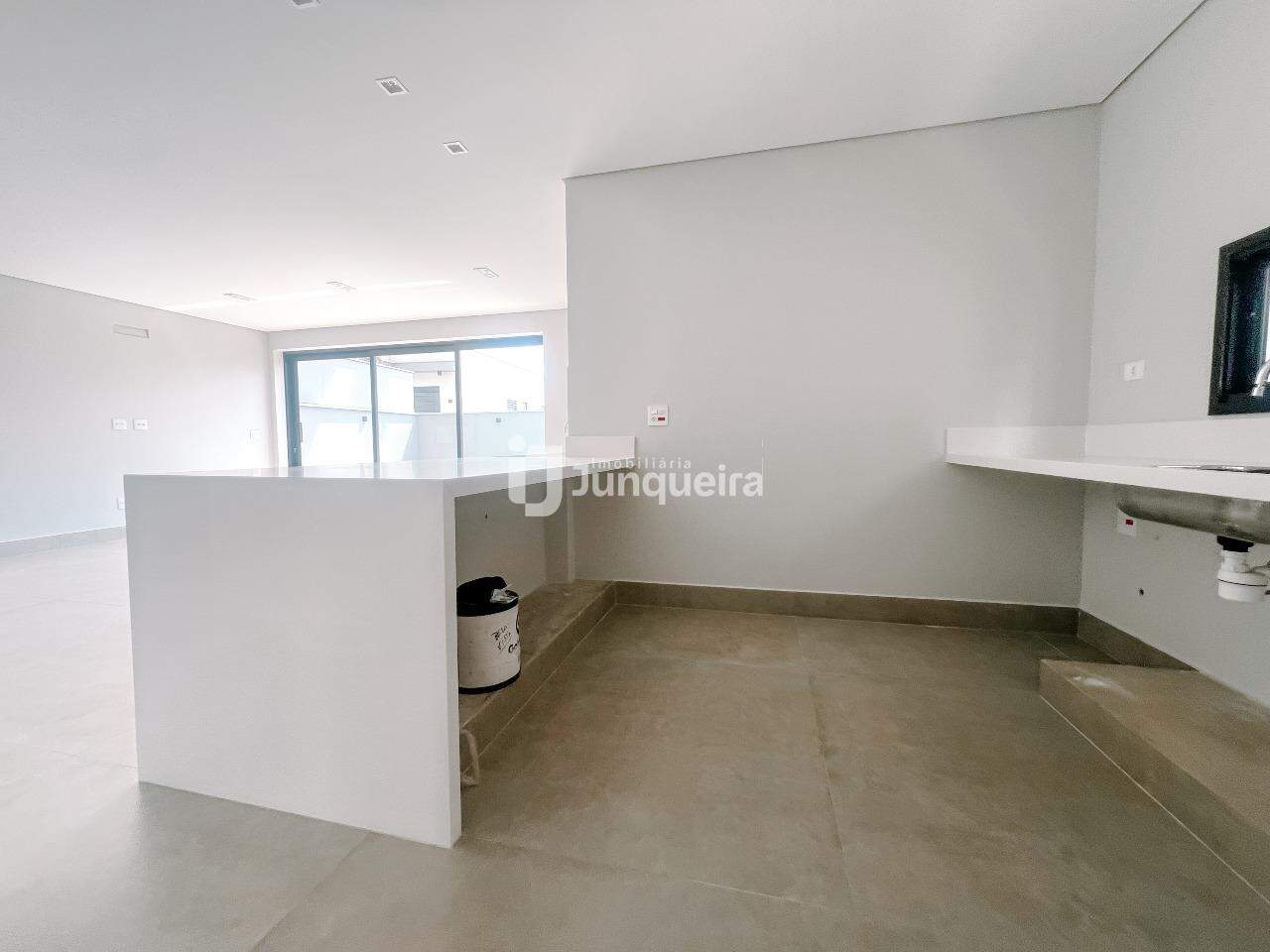 Casa em Condomínio à venda no Villa Bela Vista, 3 quartos, sendo 3 suítes, 4 vagas, no bairro Villa Bela Vista em Piracicaba - SP