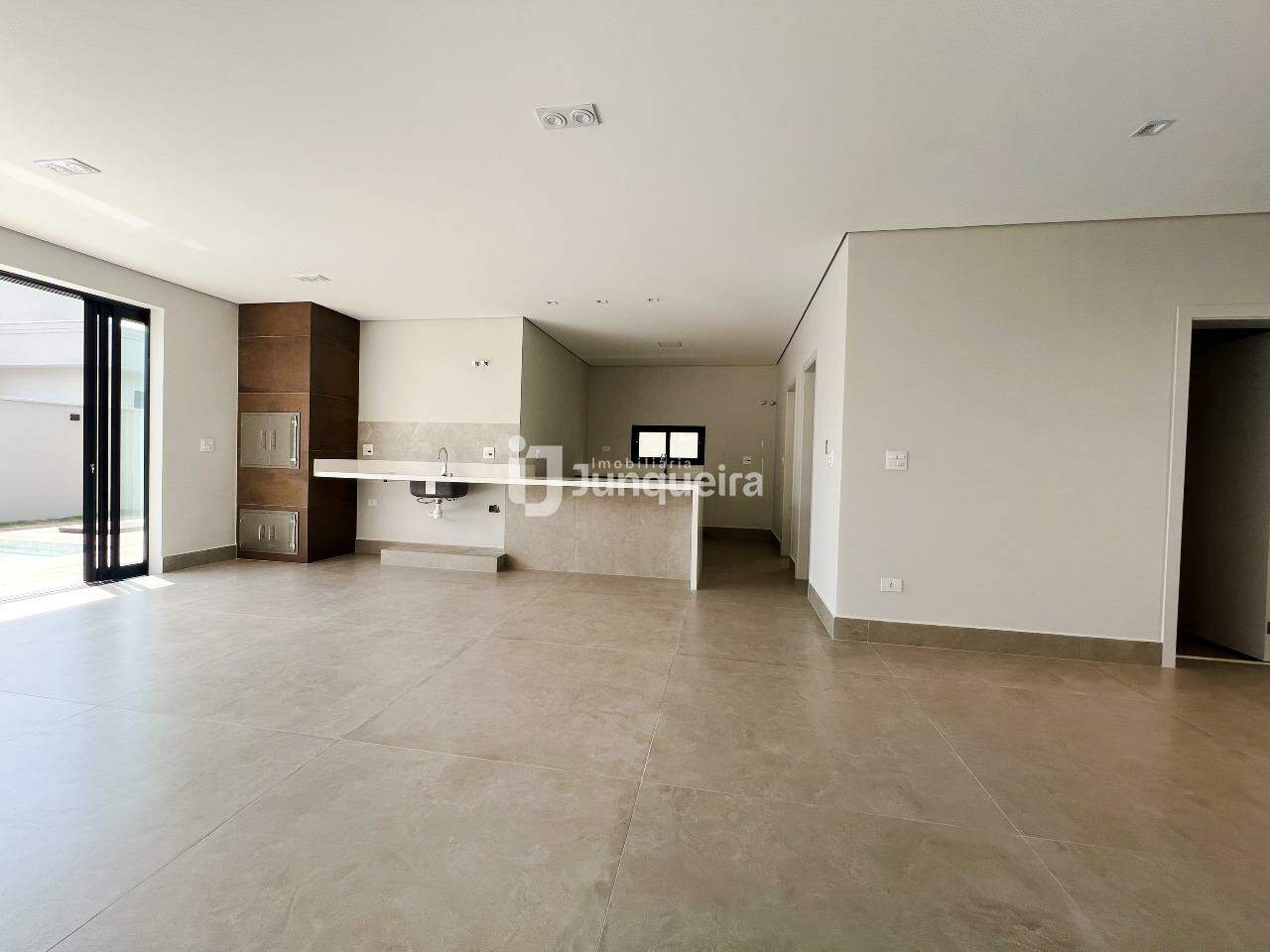 Casa em Condomínio à venda no Villa Bela Vista, 3 quartos, sendo 3 suítes, 4 vagas, no bairro Villa Bela Vista em Piracicaba - SP