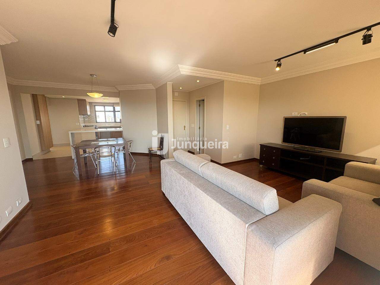Apartamento à venda no Luiz de Queiroz, 2 quartos, sendo 2 suítes, 3 vagas, no bairro São Dimas em Piracicaba - SP