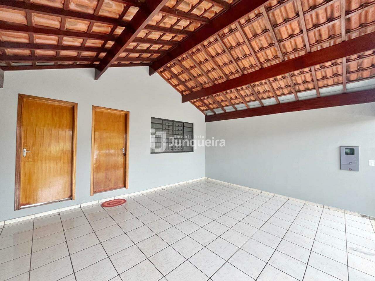 Casa à venda, 2 quartos, 2 vagas, no bairro Nossa Senhora de Fátima em Piracicaba - SP