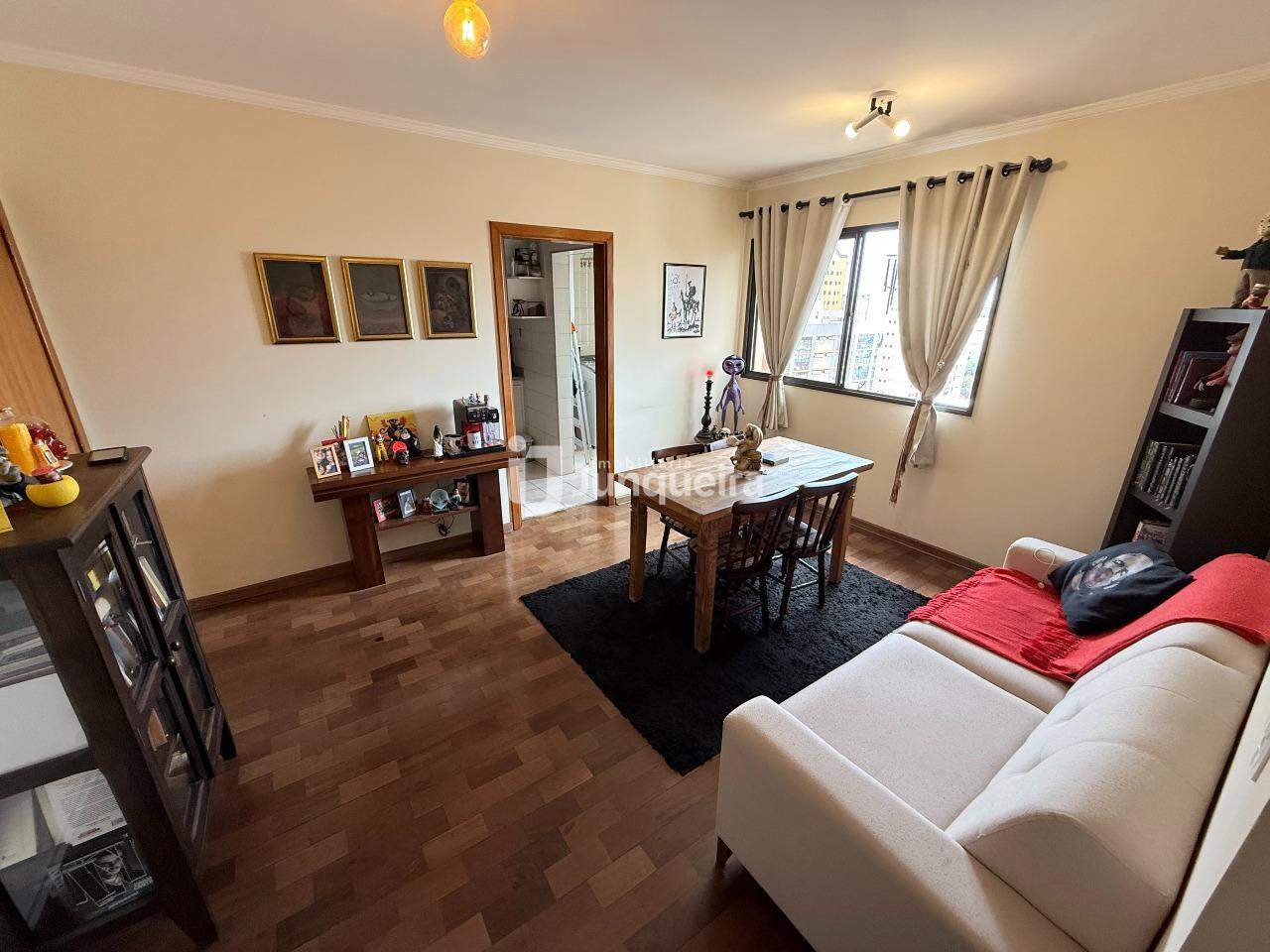 Apartamento para alugar no Edifício Petinelli, 1 quarto, 1 vaga, no bairro Cidade Alta em Piracicaba - SP