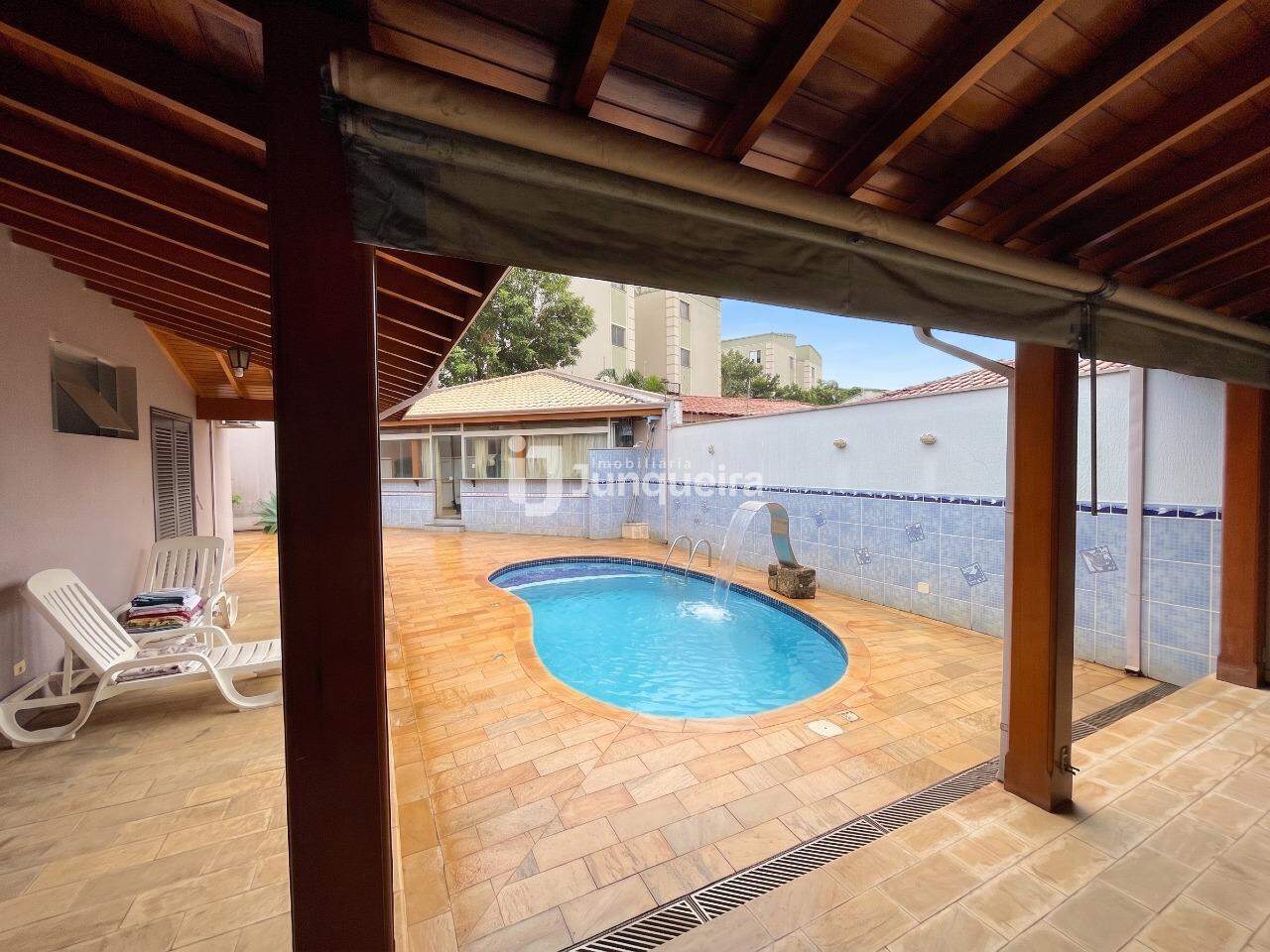 Casa em Condomínio à venda no Jardim Vila Verde, 3 quartos, sendo 1 suíte, 2 vagas, no bairro Dois Córregos em Piracicaba - SP