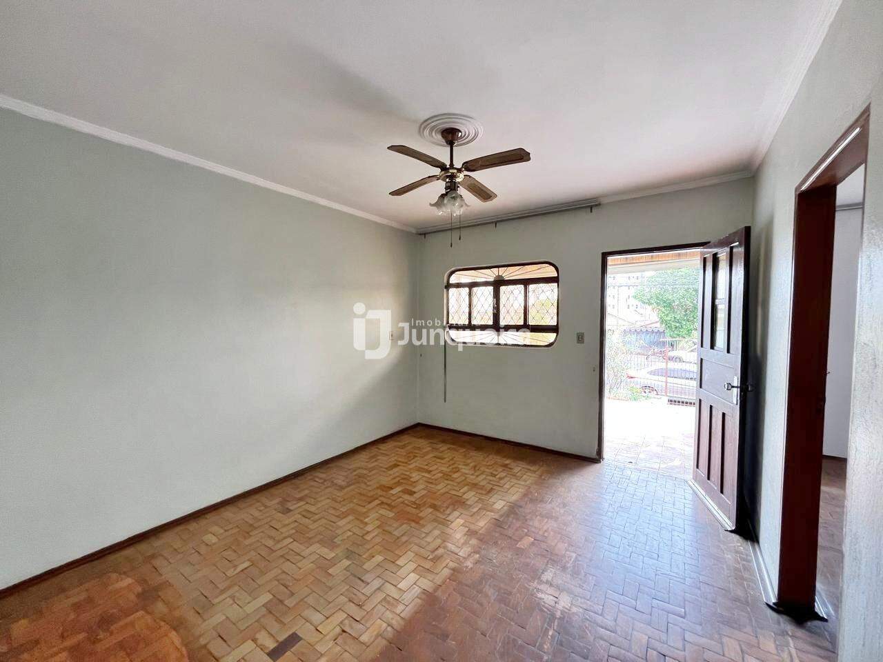 Casa à venda, 2 quartos, 2 vagas, no bairro Santa Terezinha em Piracicaba - SP