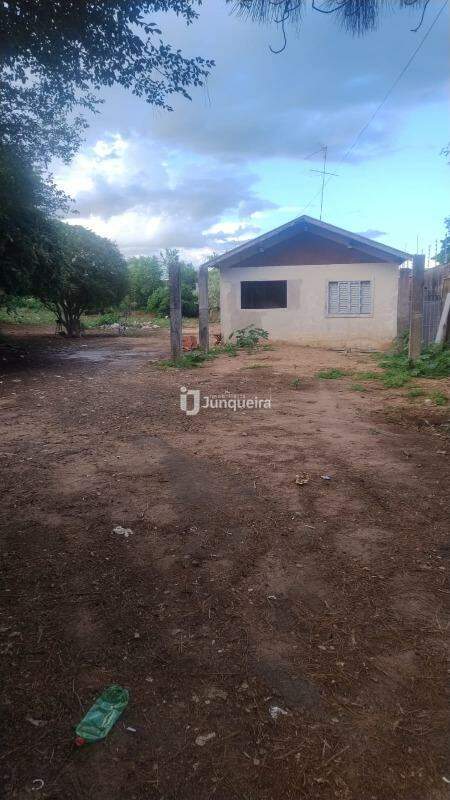 Terreno à venda, 2 quartos, 1 vaga, no bairro Dois Córregos em Piracicaba - SP