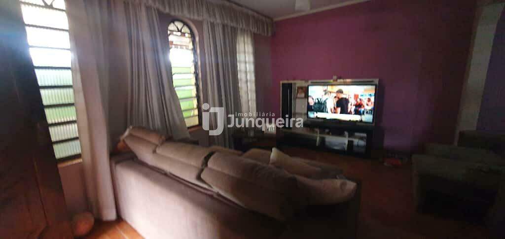 Casa à venda, 2 quartos, sendo 1 suíte, 1 vaga, no bairro Jardim Bom Jesus em Rio das Pedras - SP