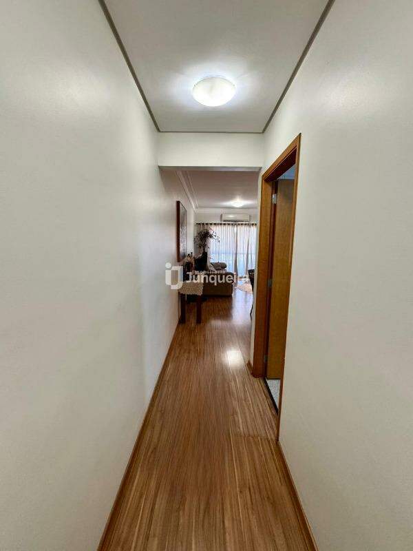 Apartamento à venda no Monalisa, 3 quartos, sendo 1 suíte, 3 vagas, no bairro Centro em Piracicaba - SP