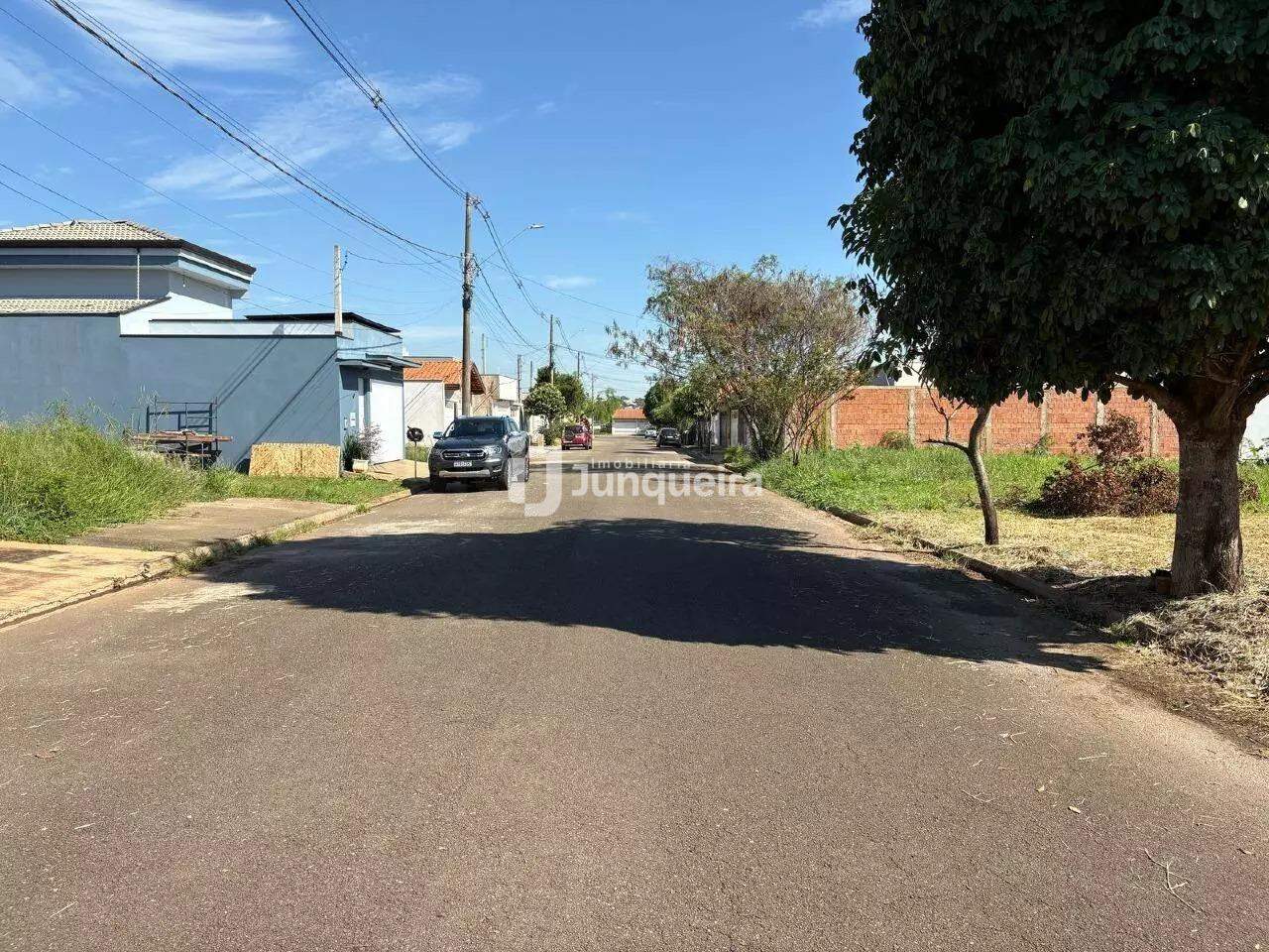Terreno à venda, no bairro Água Branca em Piracicaba - SP