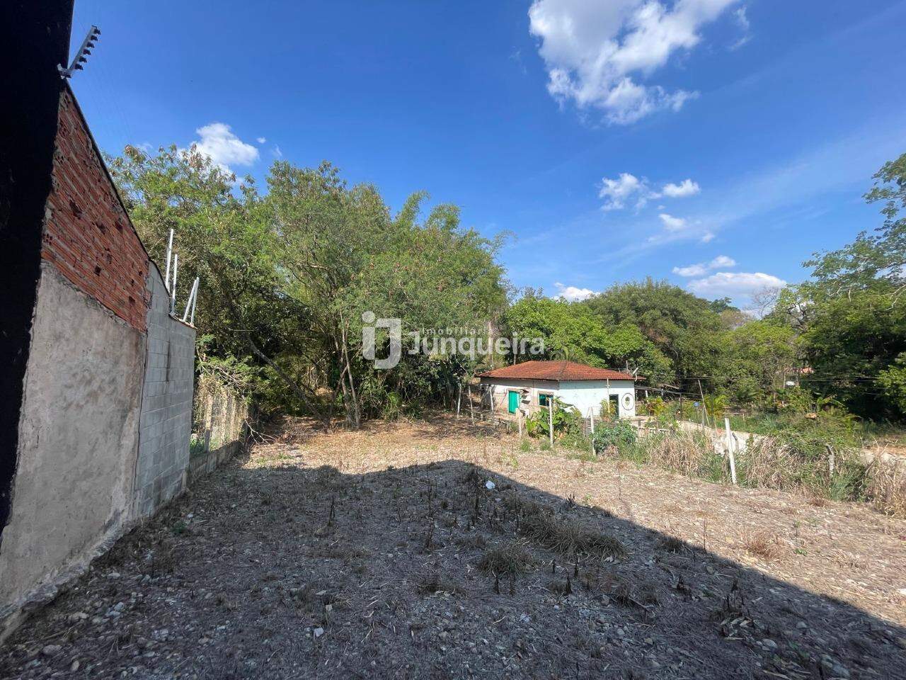 Terreno à venda, no bairro Piracicamirim em Piracicaba - SP