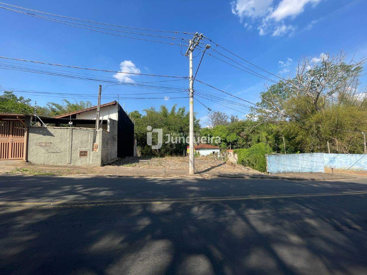 Terreno à venda, no bairro Piracicamirim em Piracicaba - SP