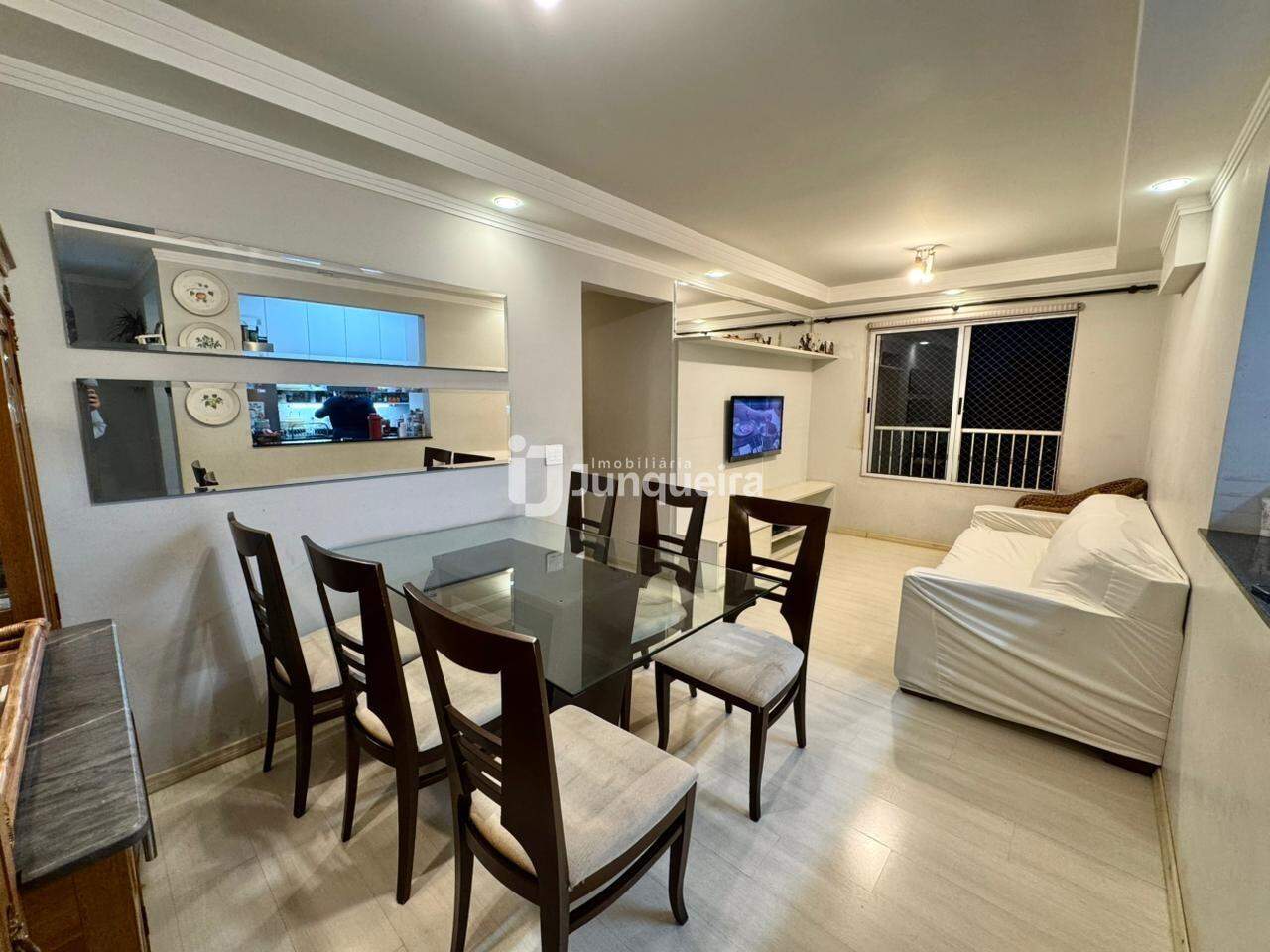 Apartamento à venda no Residencial Jardins, 3 quartos, sendo 1 suíte, 2 vagas, no bairro Dois Córregos em Piracicaba - SP