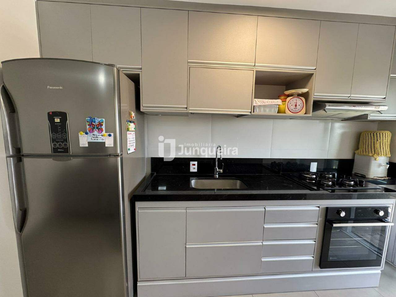 Apartamento à venda no Vivace Residencial, 3 quartos, sendo 1 suíte, 2 vagas, no bairro Dois Córregos em Piracicaba - SP