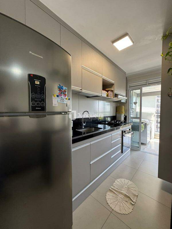 Apartamento à venda no Vivace Residencial, 3 quartos, sendo 1 suíte, 2 vagas, no bairro Dois Córregos em Piracicaba - SP