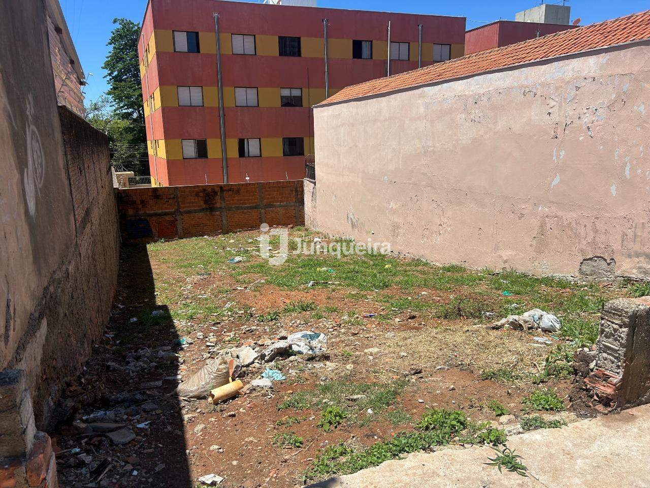 Terreno à venda, no bairro Nova América em Piracicaba - SP