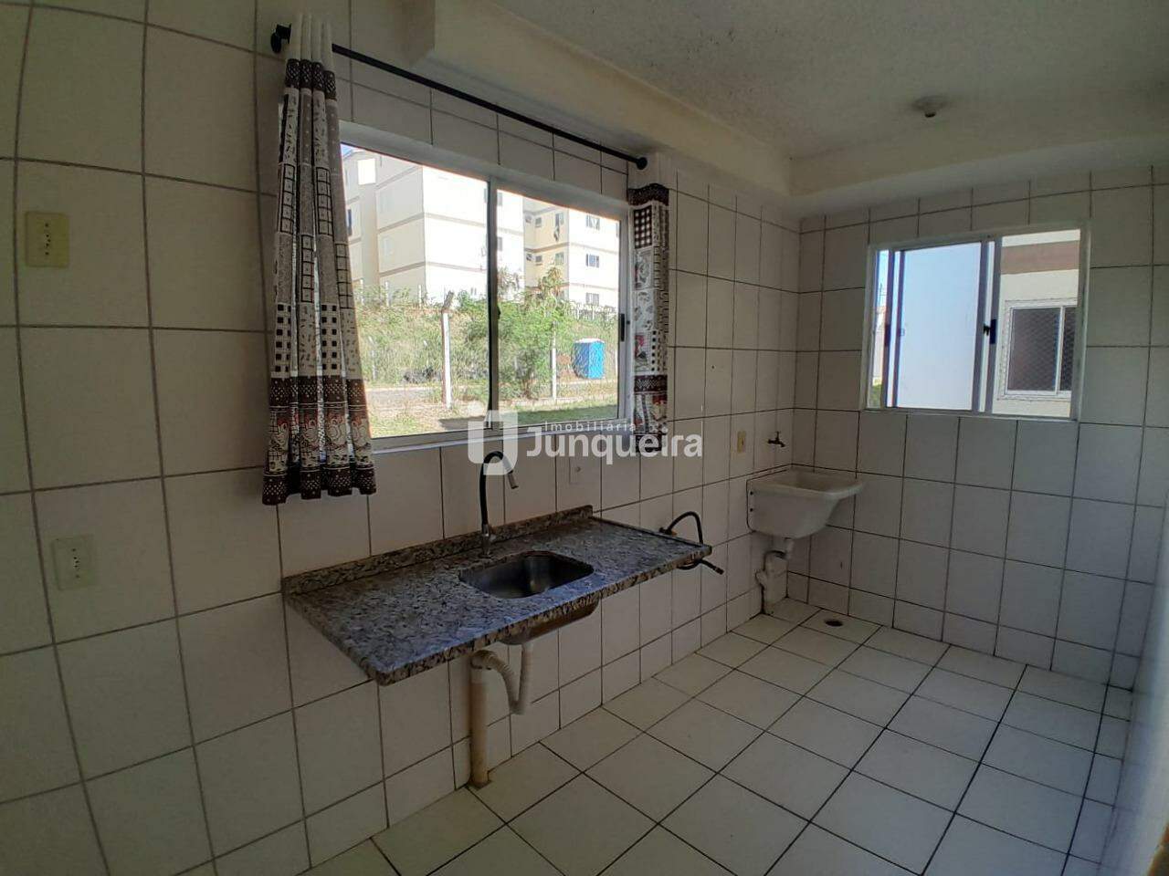 Apartamento à venda no Vida Nova III, 2 quartos, 1 vaga, no bairro Vale do Sol em Piracicaba - SP