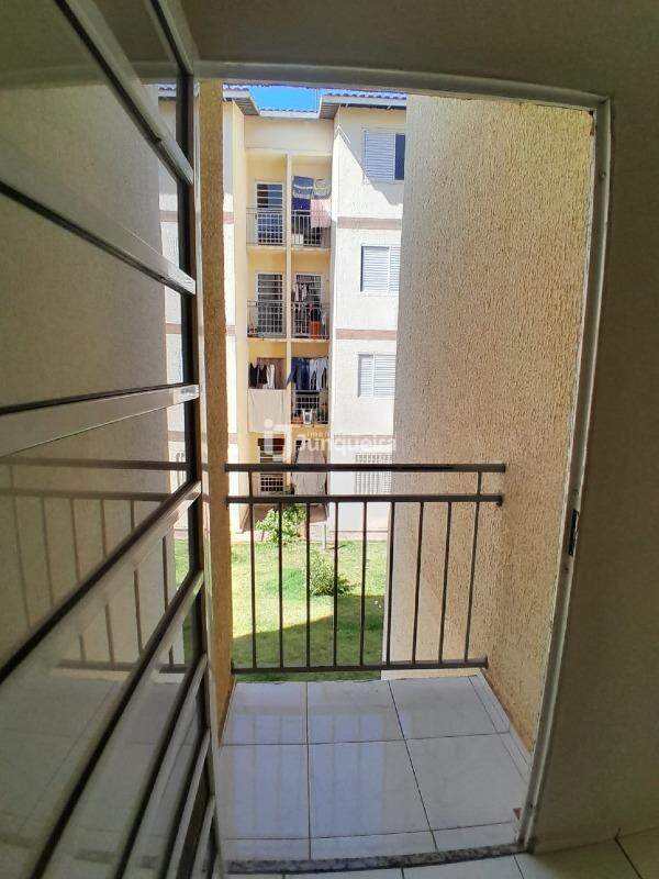 Apartamento à venda no Vida Nova III, 2 quartos, 1 vaga, no bairro Vale do Sol em Piracicaba - SP