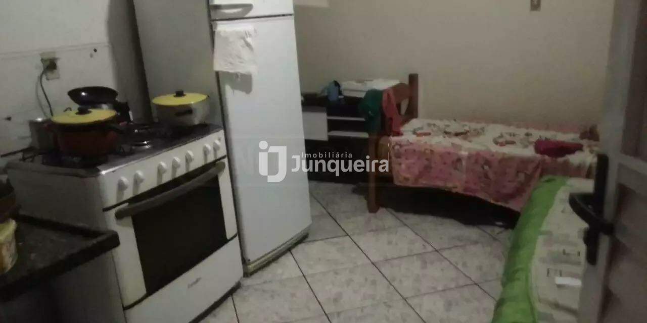 Casa à venda, 1 quarto, 3 vagas, no bairro Residencial Luiz Massud Coury em Rio das Pedras - SP