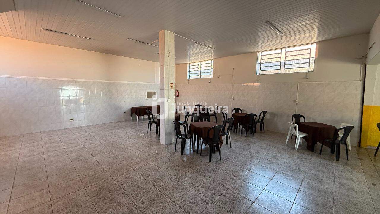 Salão para alugar, no bairro Conjunto Residencial Mário Dedini em Piracicaba - SP