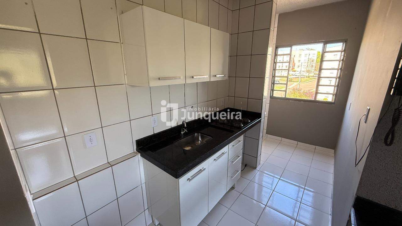 Apartamento para alugar no Santa Tereza, 2 quartos, 1 vaga, no bairro Jardim Maria em Piracicaba - SP